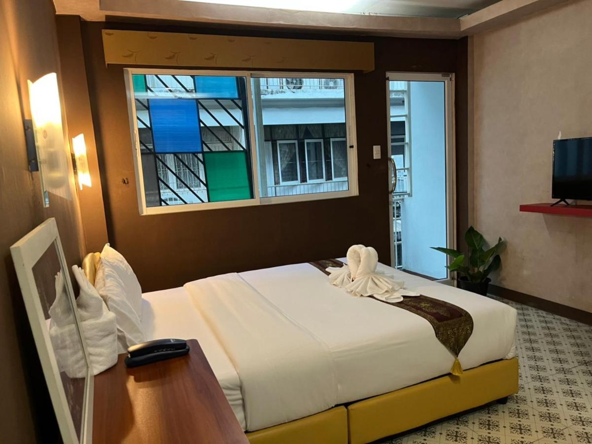 Cozy Rooms Asoke 방콕 외부 사진
