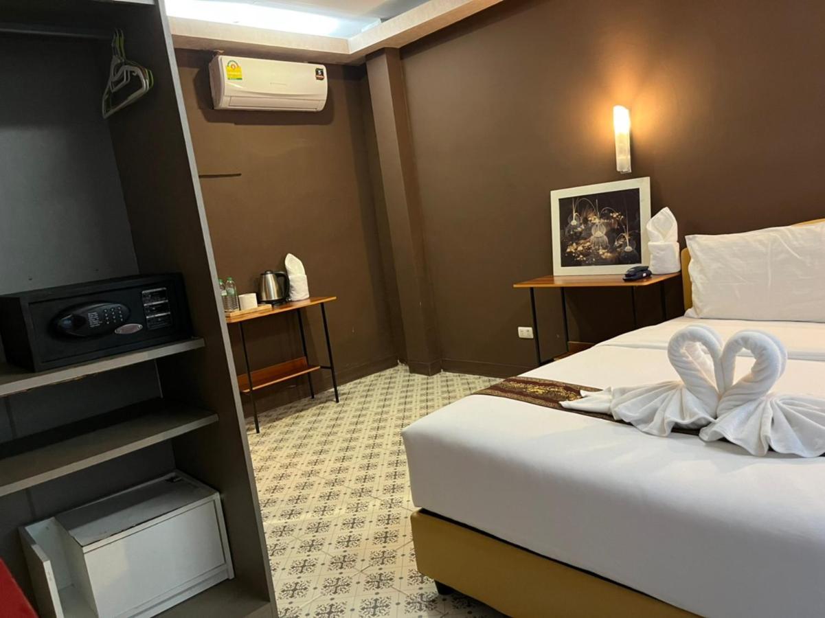 Cozy Rooms Asoke 방콕 외부 사진