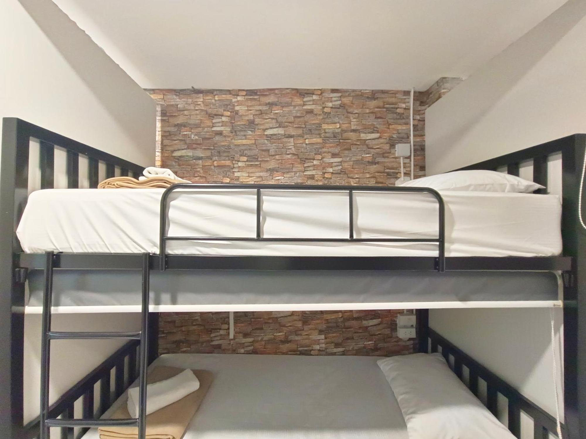 Cozy Rooms Asoke 방콕 외부 사진
